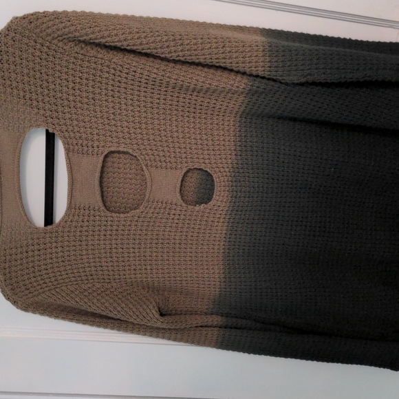 Mystree Size L Green Sweater New without tags with keyhole back 100% Cotton - Picture 4 of 6